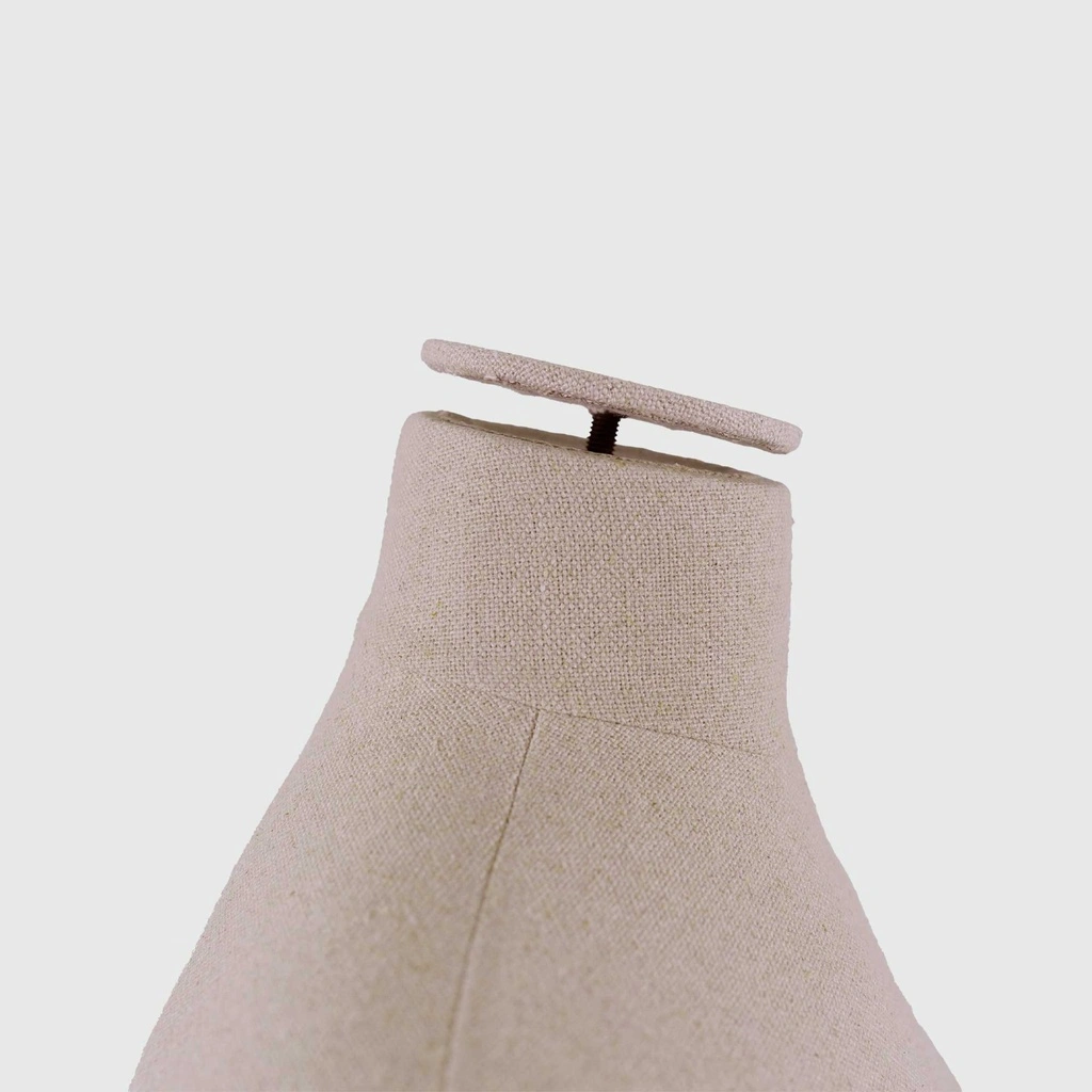 Halsplaatje voor kinderfiguur 12J, beige stof, Maison Marlu   