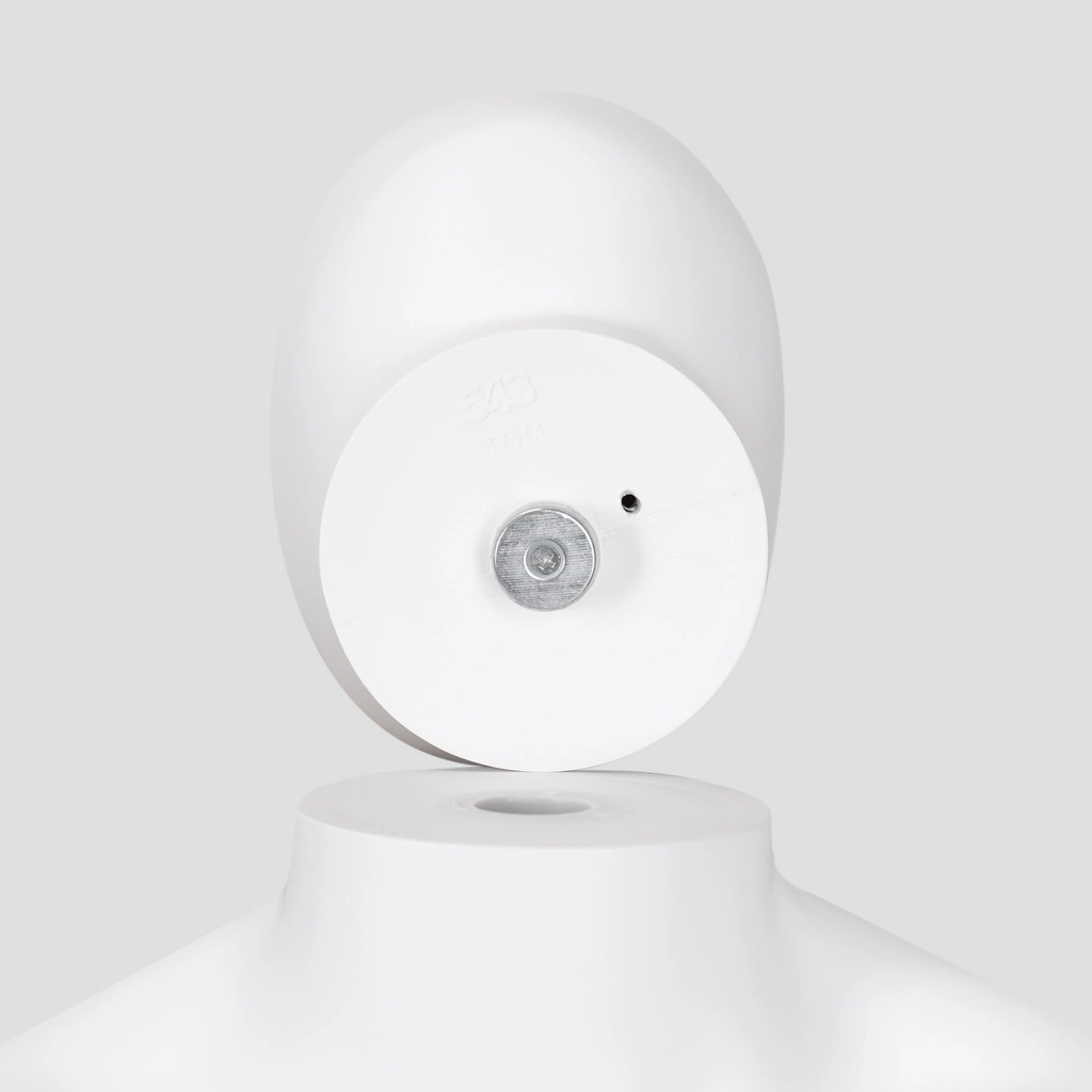 Onbreekbare heren mannequin, semi-abstract hoofd, recycleerbare mannequin uit ABS plastic, wit mat, pose 05