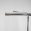 Kledingrek met in hoogte verstelbare tussenbar, chroom, 140 cm breed op wielen