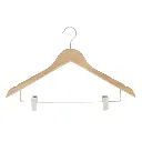 Percha con clips de madera de loto con acabado natural lacado para ropa de mujer y hombre, ancho de 44 cm, gancho mate - caja de 100 unidades.