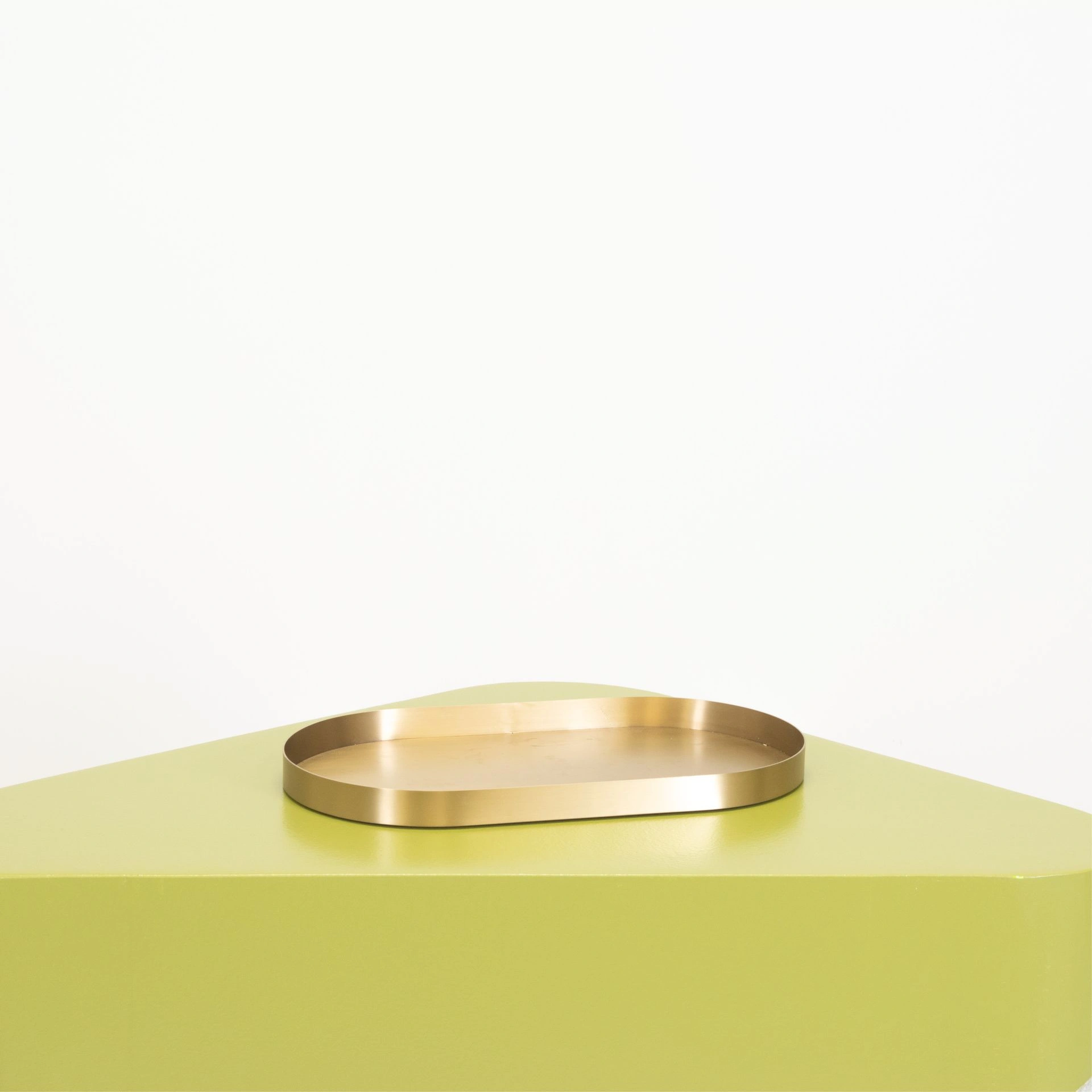 BINK - Plateau de présentation, ovale, 45 x 25 cm, en acier brossé finition or
